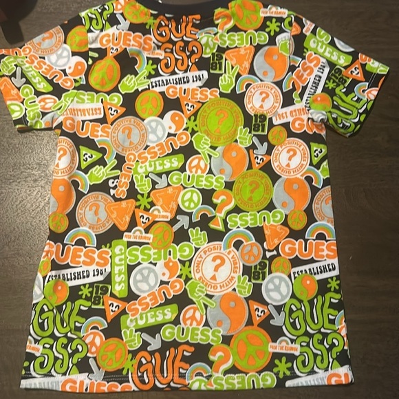 NWT Guess Yellow Multi Short Sleeve T-Shirt Geometric Logo Azure - Picture 9 of 10